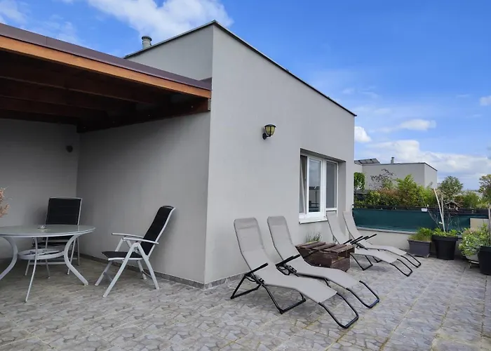 شقة Apartman Dominika